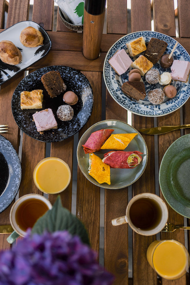 High tea in de tuin