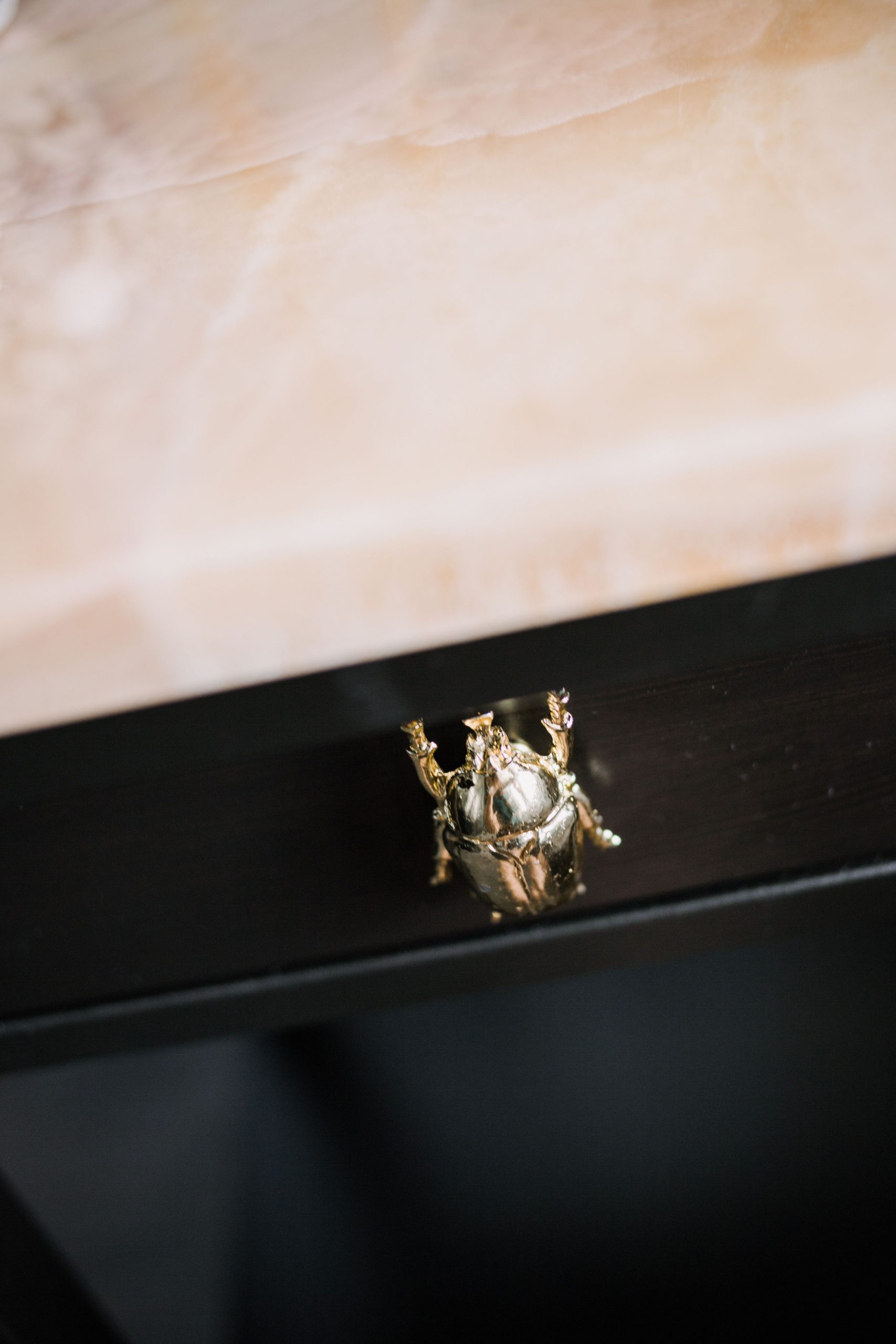goud in je interieur combineren